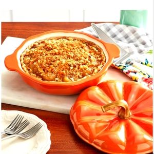 SOLDer Woman Pumpkin pie plate with Lid. 10in" Gift Idea 🌺